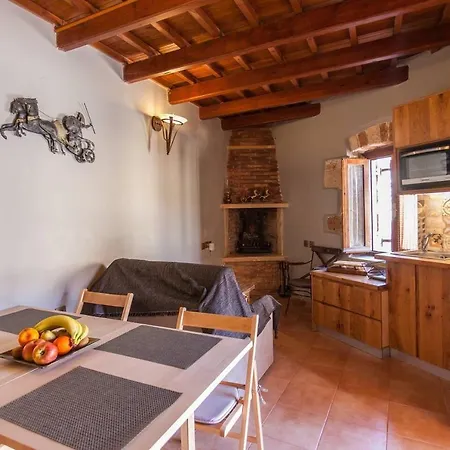 Aristokosmos * خانيا